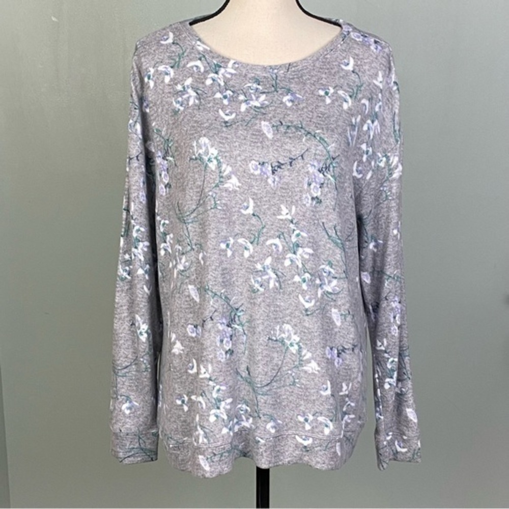 LIZ CLAIBORNE grey with white and purple flowers, long sleeve top. Large. NWOT